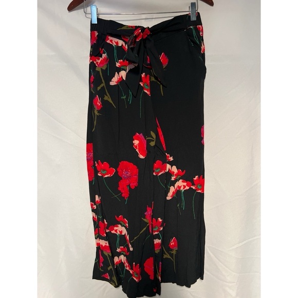 Wilfred Floral Black and Red Wide-Leg Pants - Picture 1 of 4